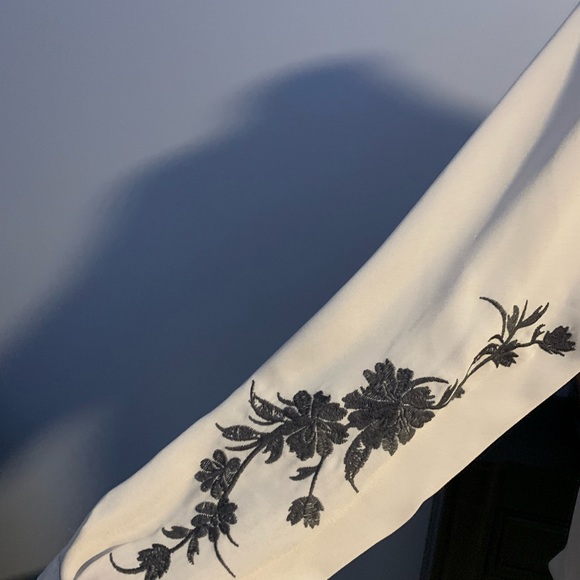 EUC Simply Vera Wang Shirt Size Large - Picture 2 of 9